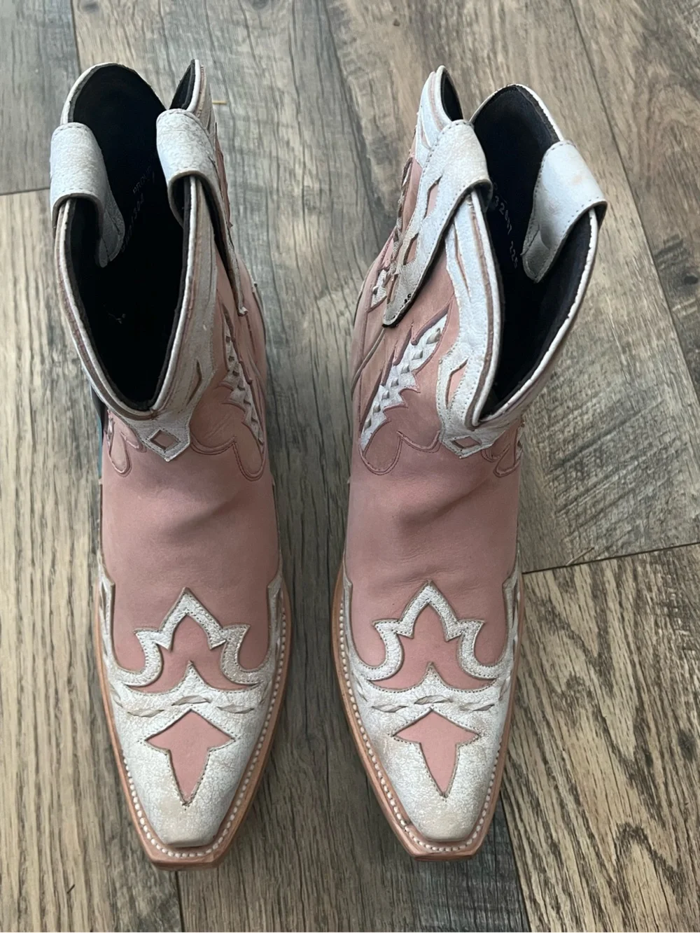 Lane boots chase the wind two tone blush and white booties size 8 - Picture 13 of 17